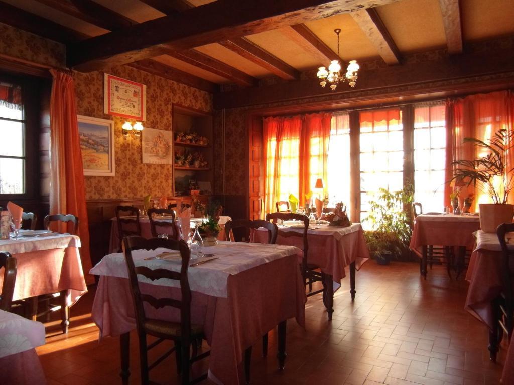 Hotel Restaurant Le Perigord Maurs Dış mekan fotoğraf