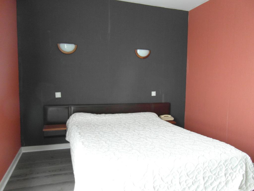 Hotel Restaurant Le Perigord Maurs Dış mekan fotoğraf