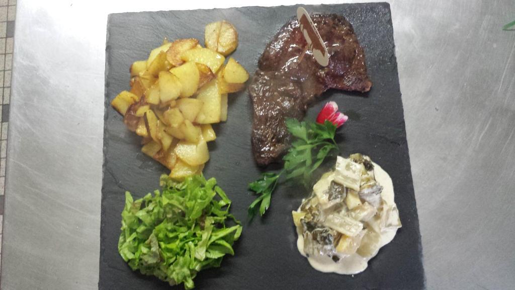 Hotel Restaurant Le Perigord Maurs Dış mekan fotoğraf